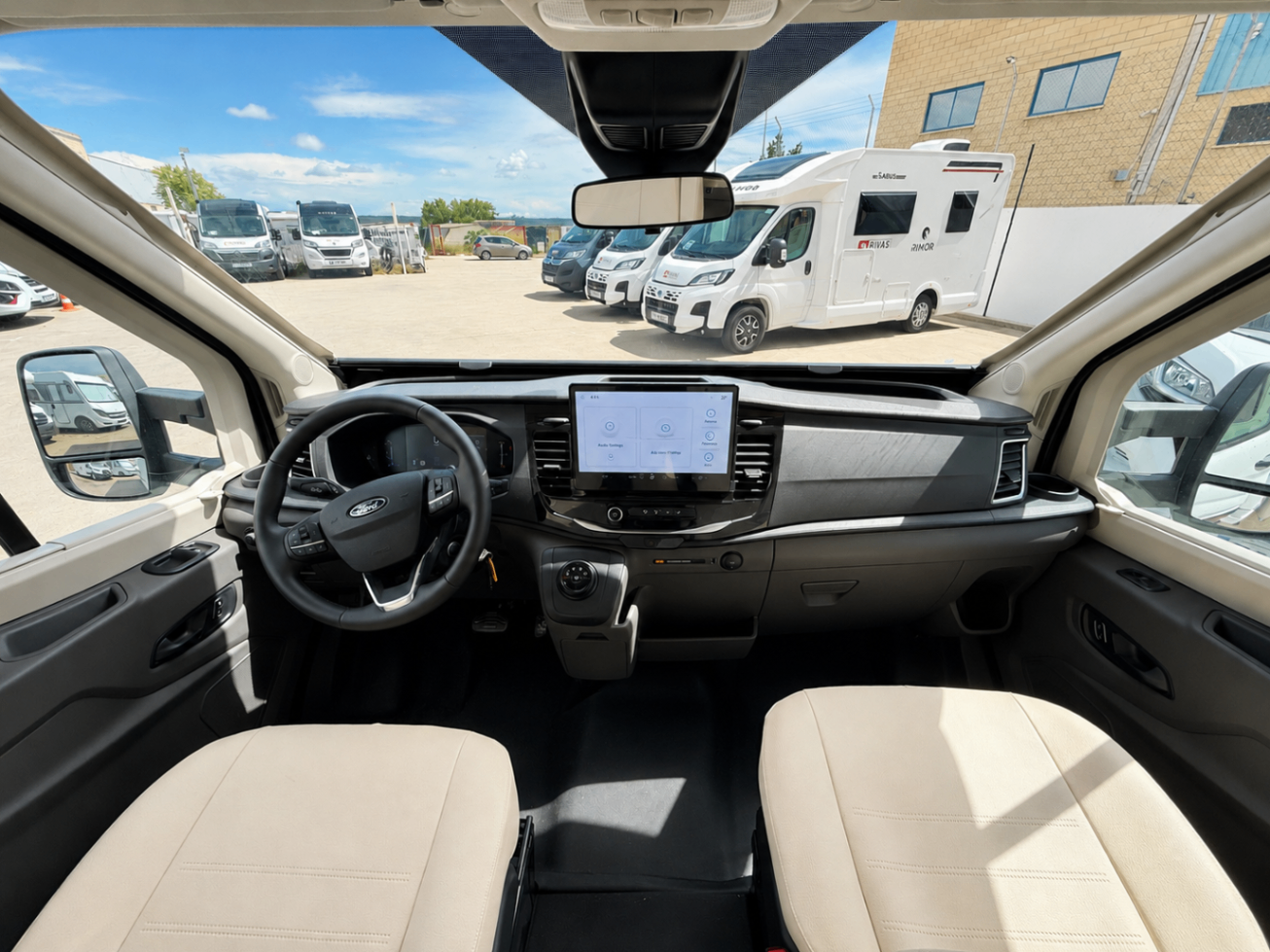 Cabina Ford Transit — automática